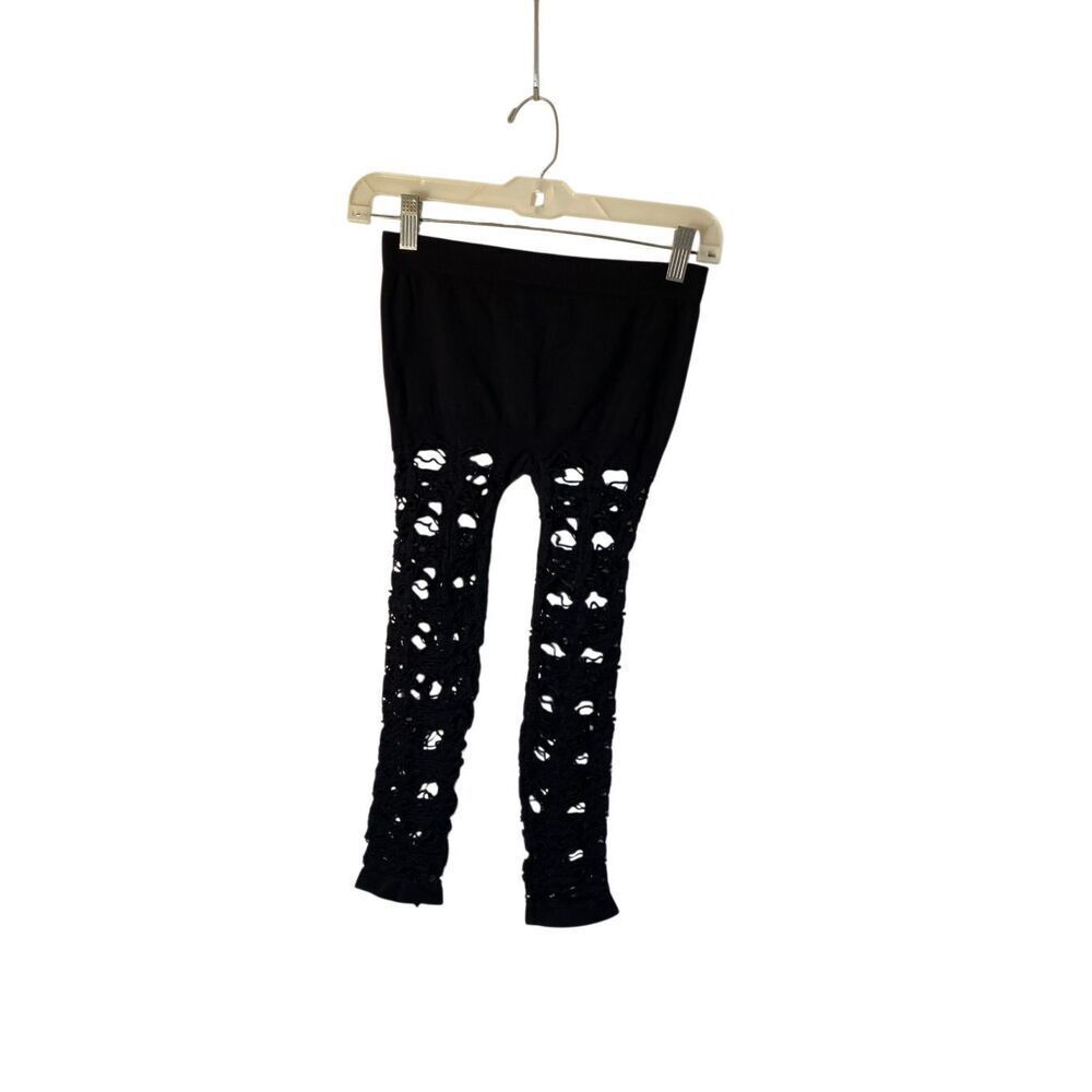 2b Bebe women’s black punk, Gothic crocheted leggings small Y2K